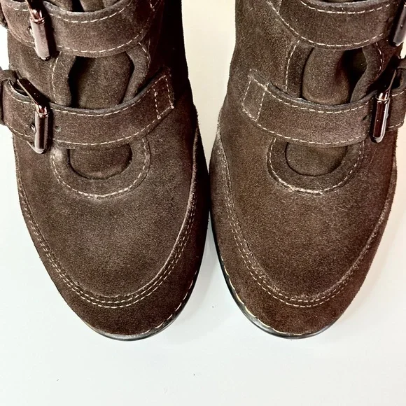 Sofft Sagan Suede Buckle Shearling Heeled Boots 8 - Picture 7 of 10